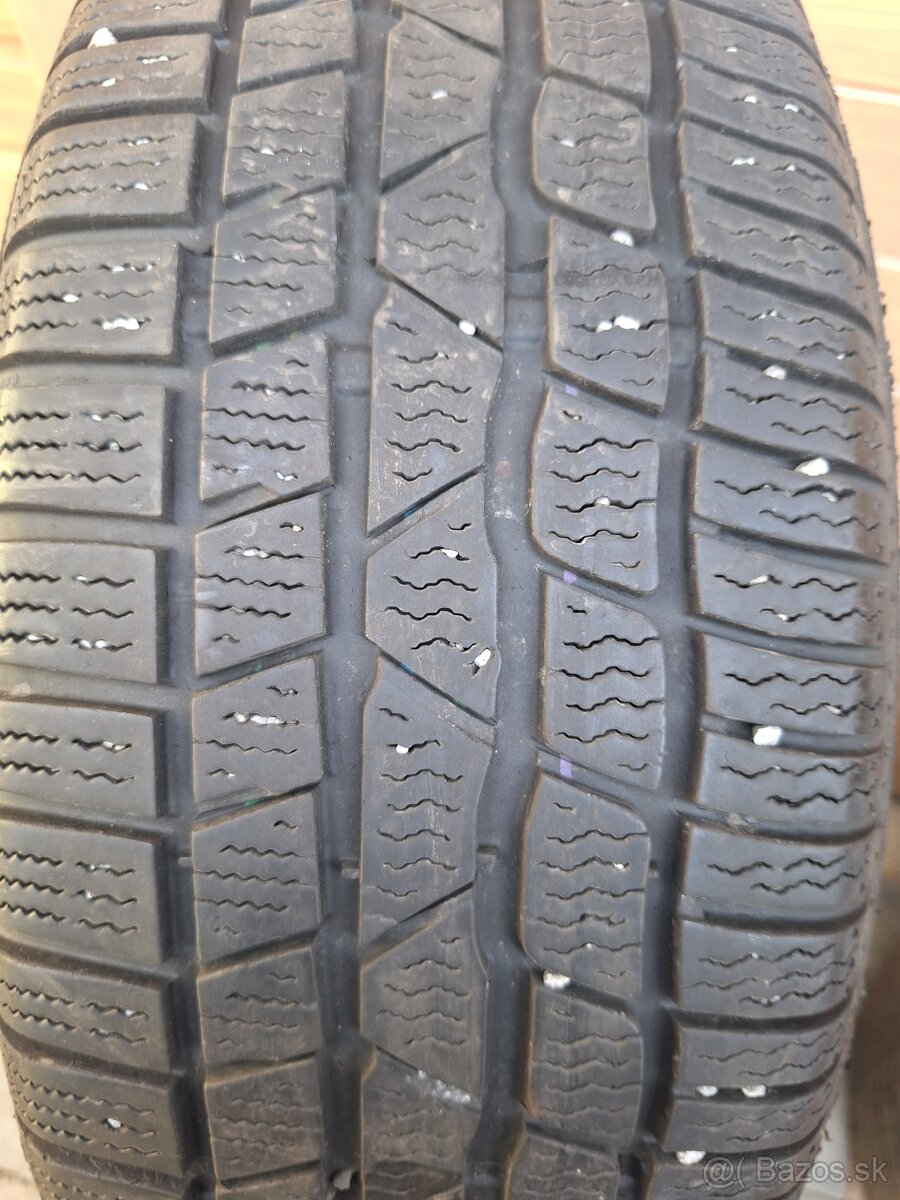 Predám 4ks zimných pneumatík Continental 215/60 r16