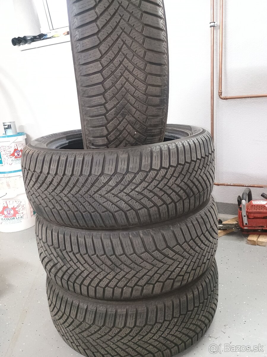 225/50R18