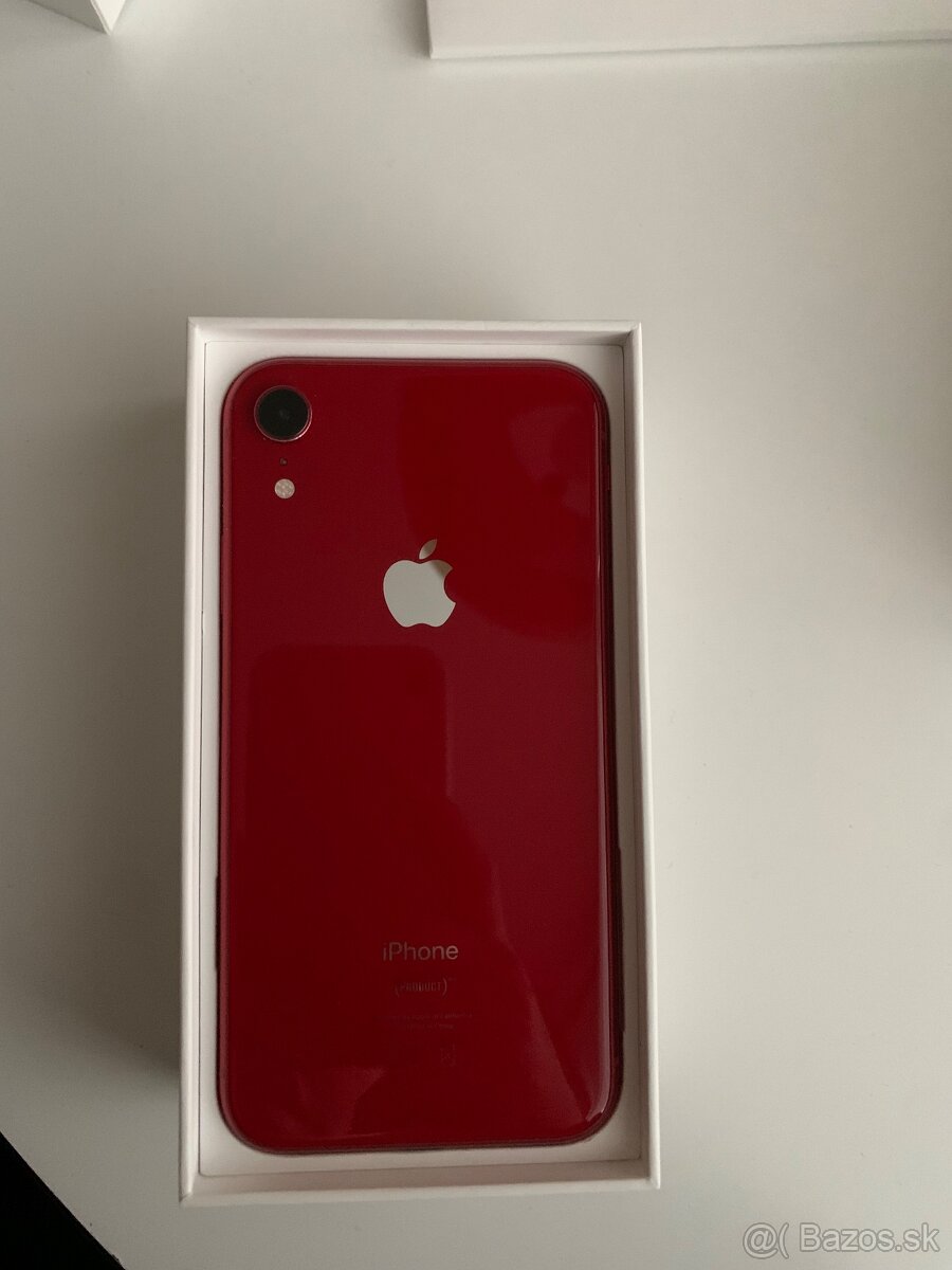 Predám iPhone XR 64gb v super stave