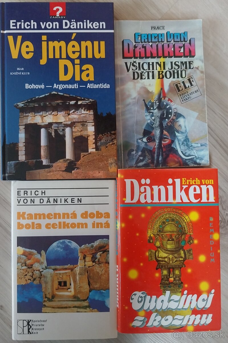 4x Erich von Däniken