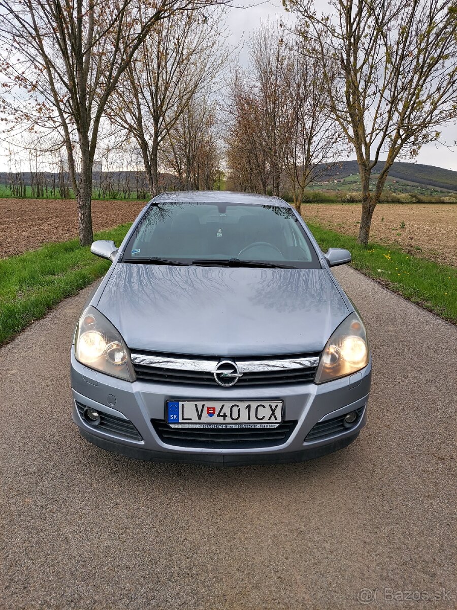 Opel astra H