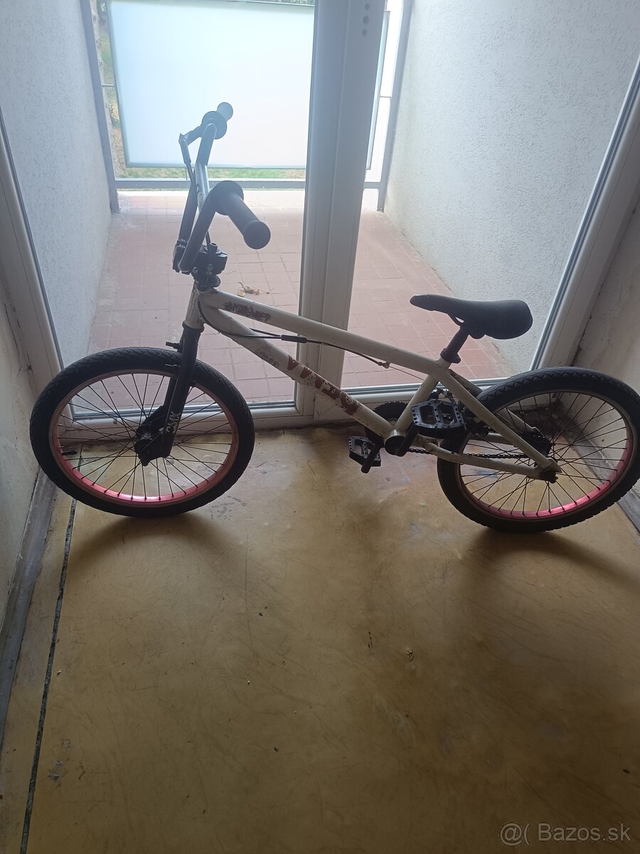 BMX Dema Hornet