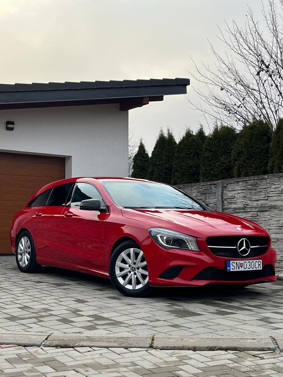 Mercedes-Benz CLA 180 Shooting Brake 7G Tronic