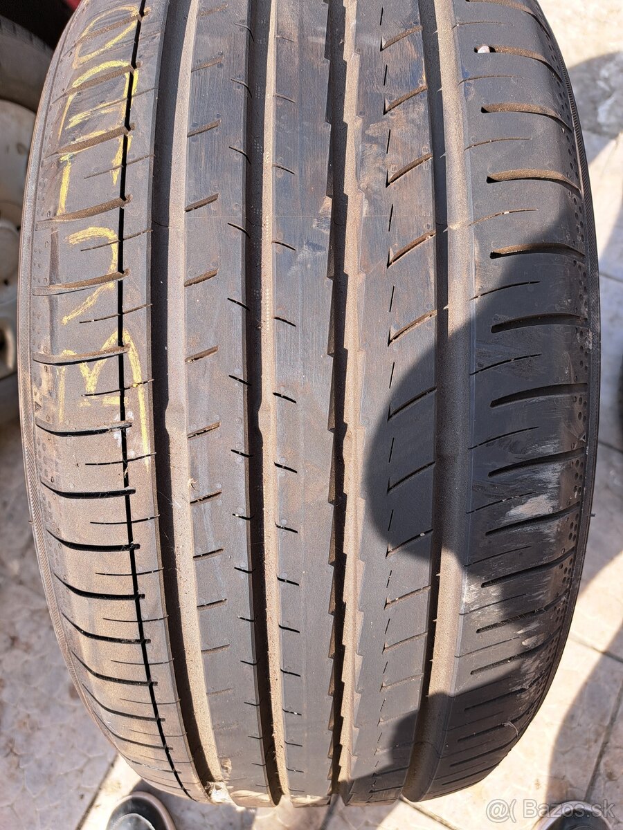 Predám letné Yokohama 245/40/R18 97W