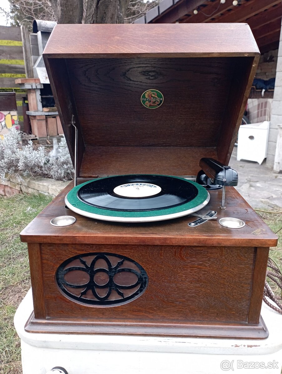 Starožitný gramofón Parlophon