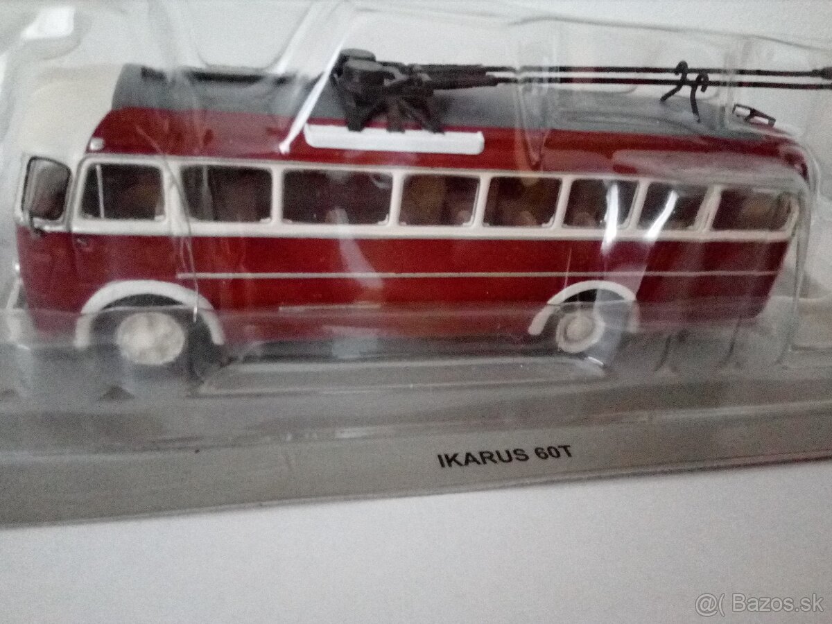 Predám modely autobusu a trolejbusu Ikarus 1:72.