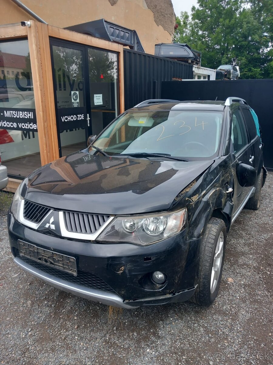 Mitsubishi Outlander II. 2,4i 125kW 4B12 na ND