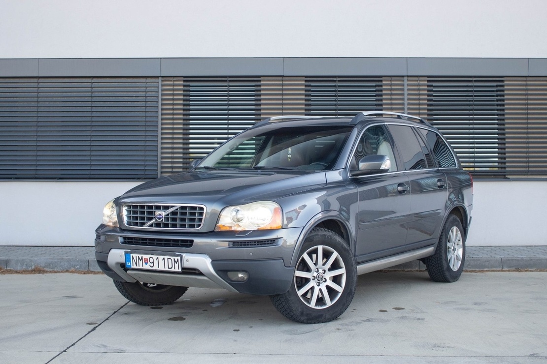 Volvo XC90 D5 A/T 7-miestne 2006