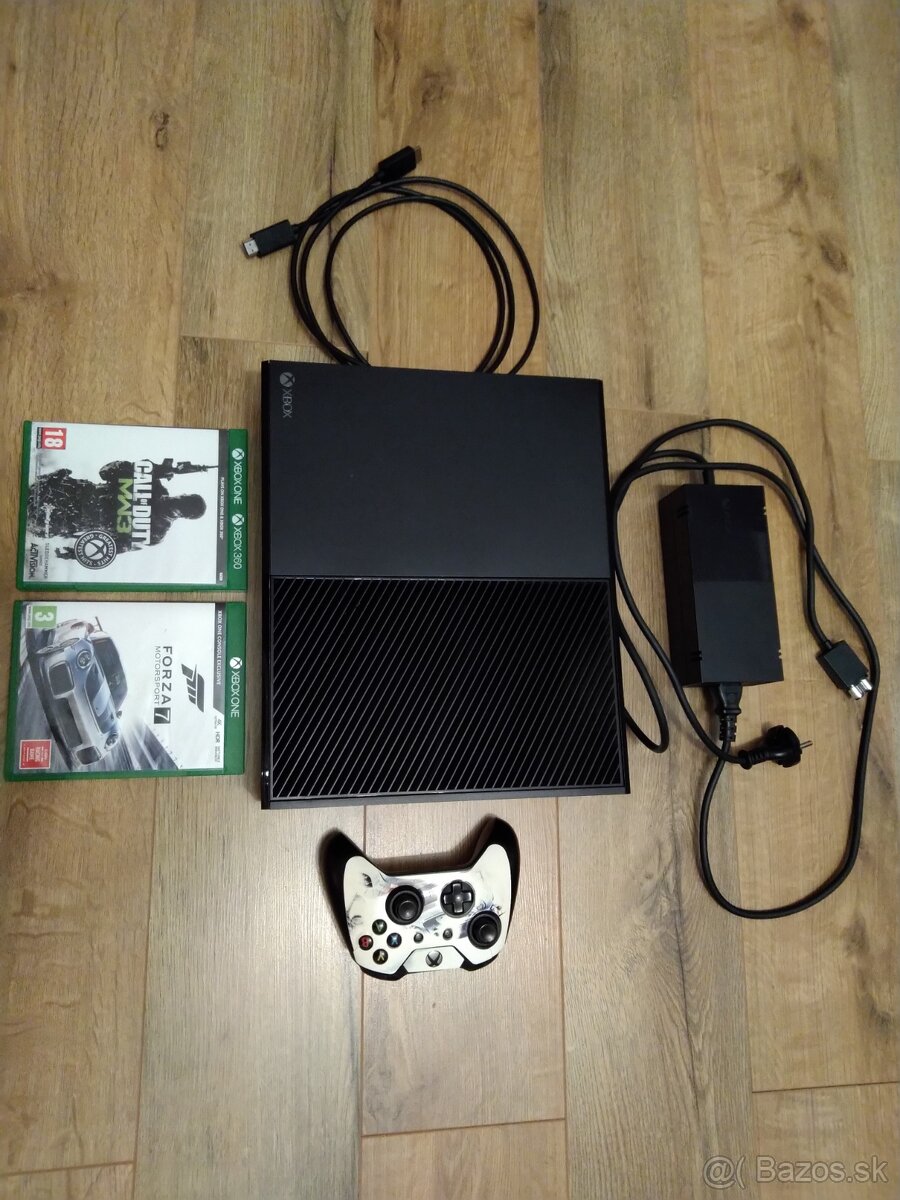 X Box one  model 1540 500gb