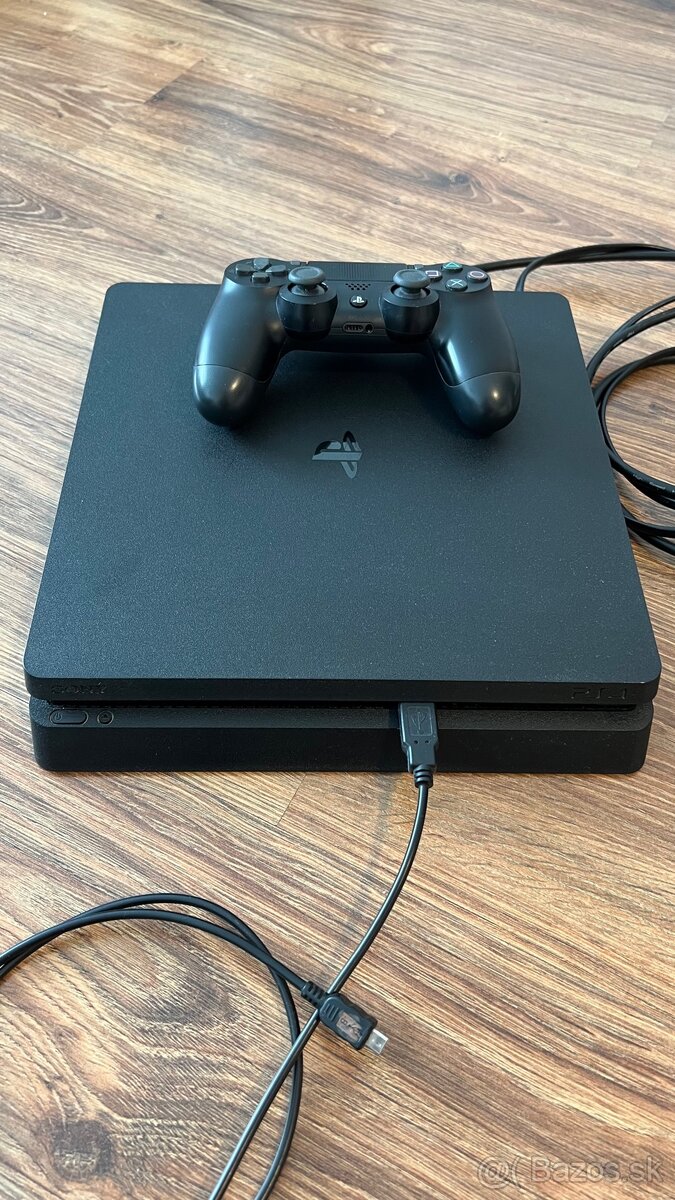 PS4 Slim