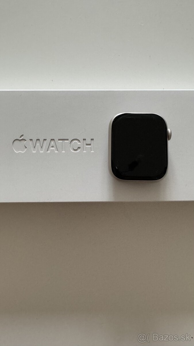Apple iWatch Series 7, 45 mm, hviezdne biely