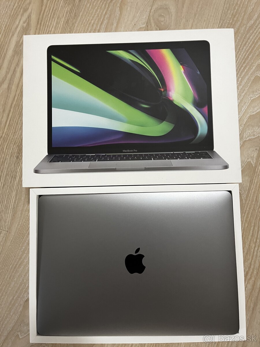 MacBook Pro 13,3 palcový M1