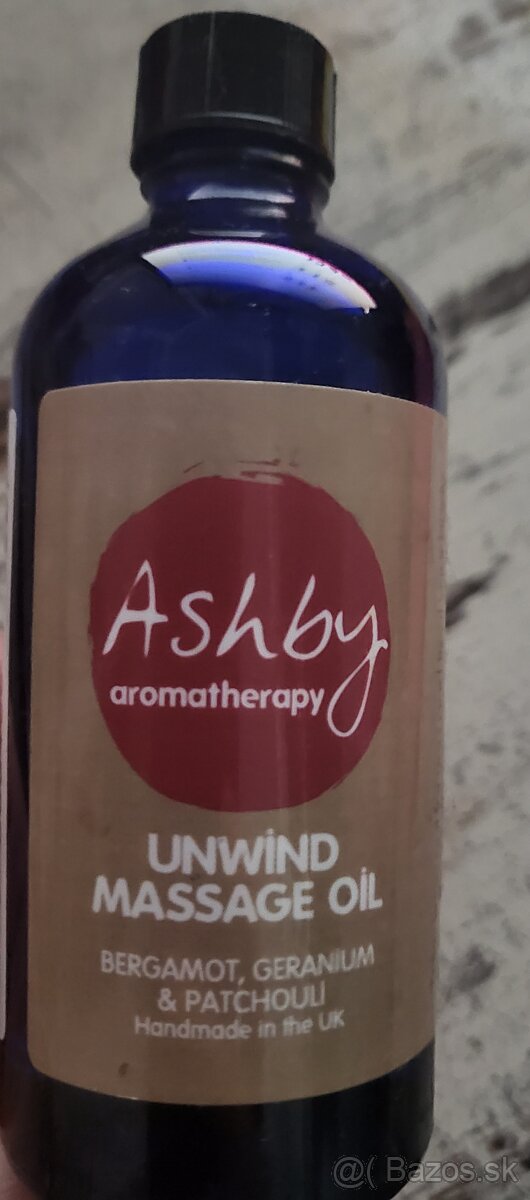 Ashby Unwind masážny olej aromaterapia