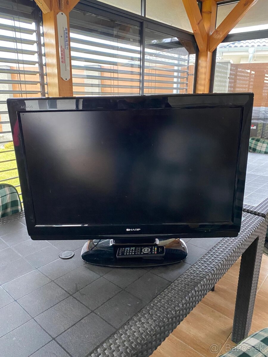 Predám plne funkčnú  LCD TV - Sharp LC-32D44E