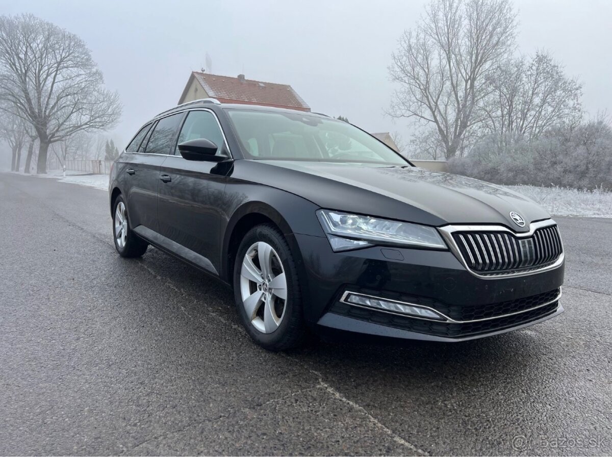 ŠKODA SUPERB COMBI 2.0 TDI DSG STYLE