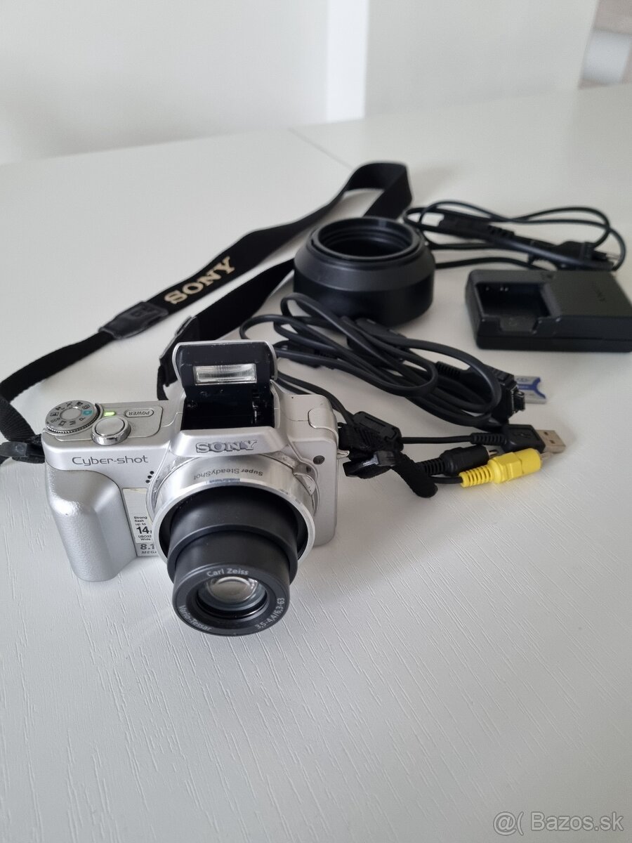 Digitálny fotoaparát SONY DCS-H3.