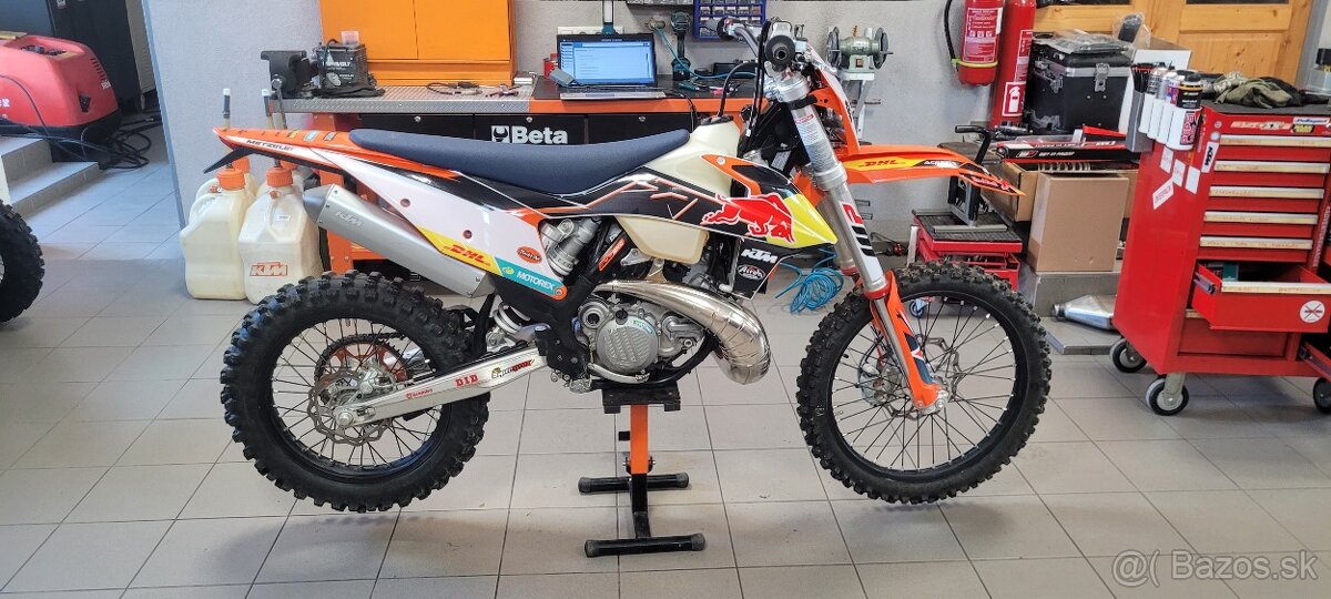 KTM 300 EXC 2024 za 9 600,00 € chcete ho ?