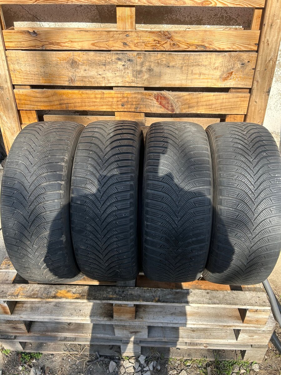 Hankook 205/55/16”-91T zimne