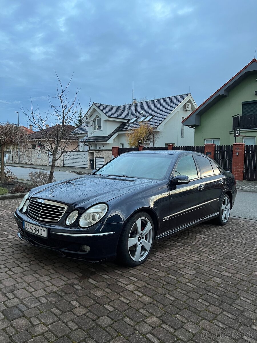 Mercedes-Benz e220 w211