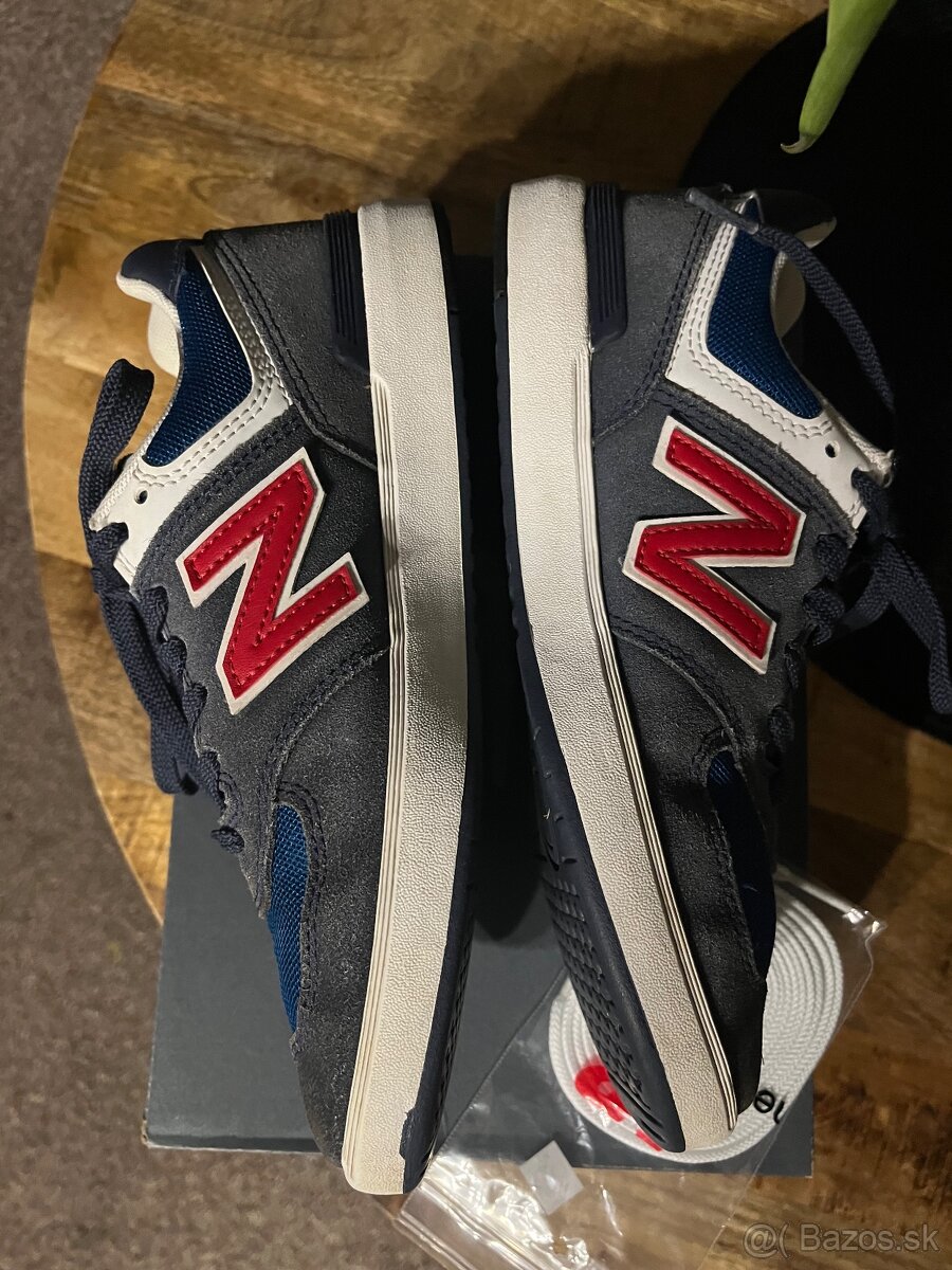 New Balance v37