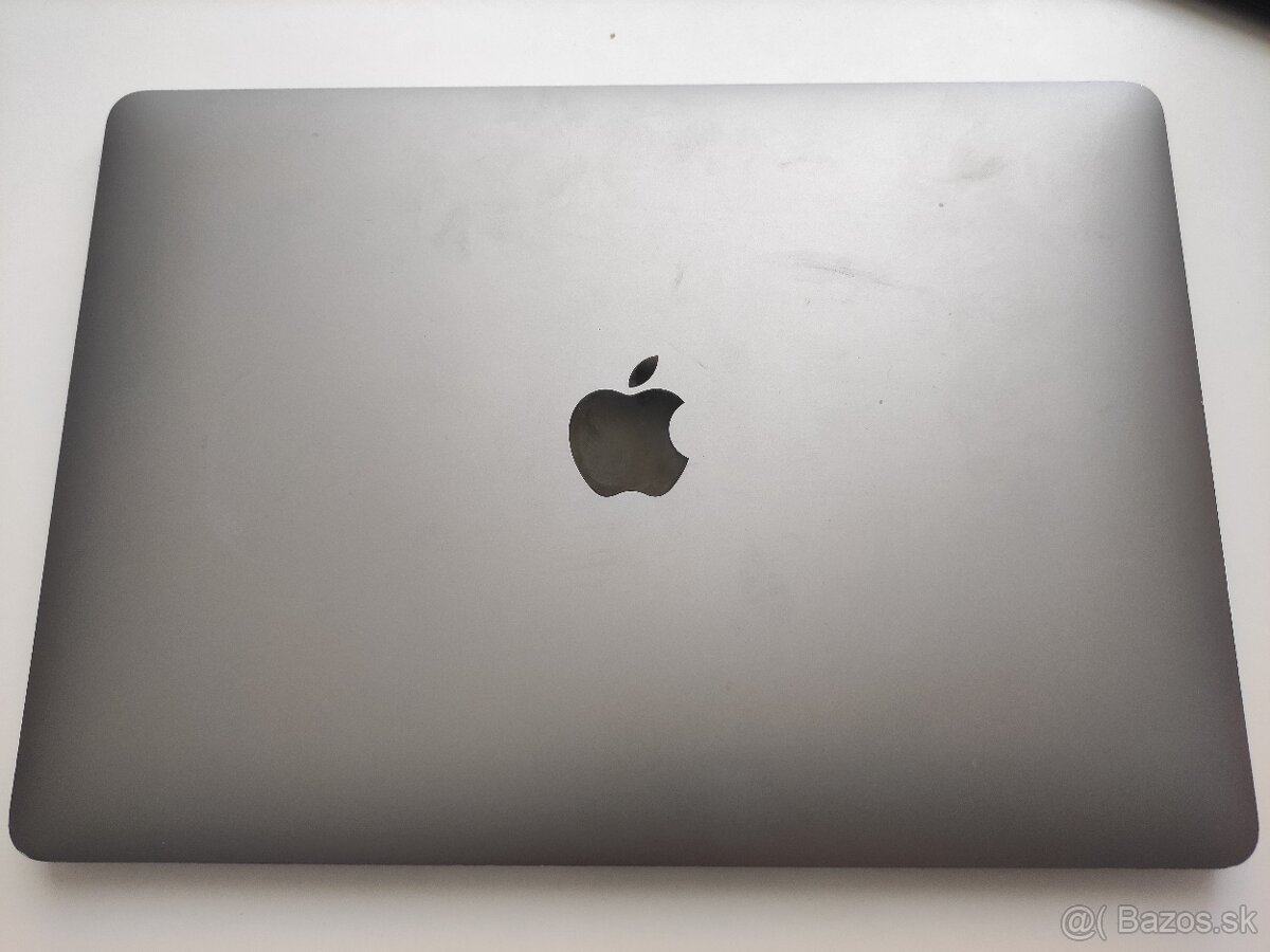 Predám MACBOOK AIR