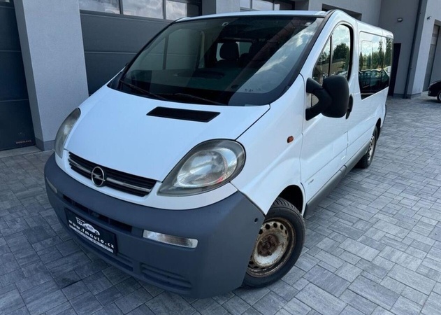 Opel Vivaro 1.9 DTi nafta manuál 74 kw