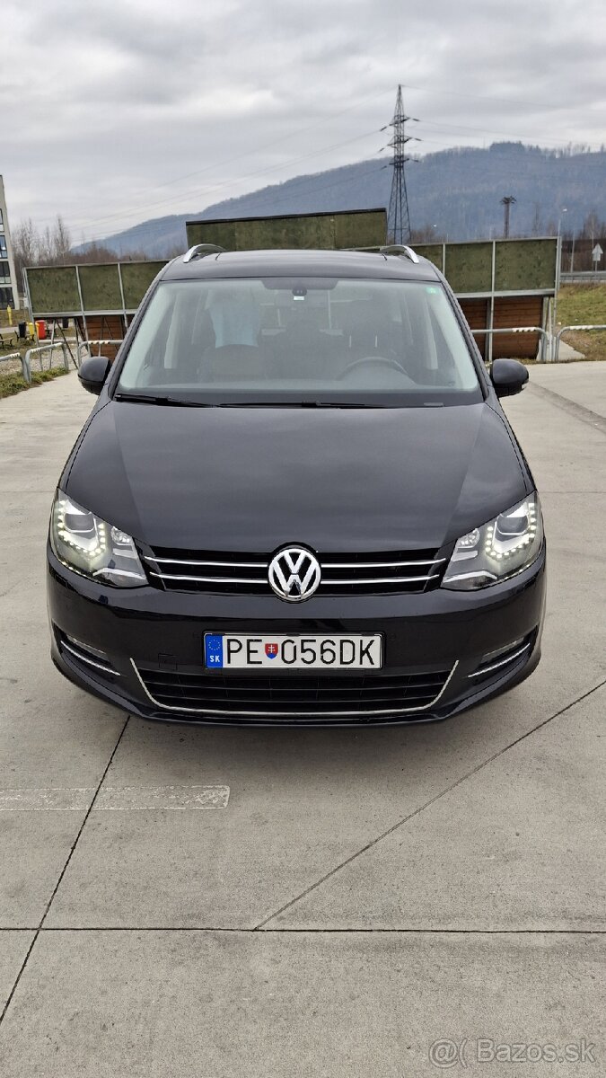 Volkswagen Sharan 2.0 TDi 125kW DSG HIGHLINE 7 miestne