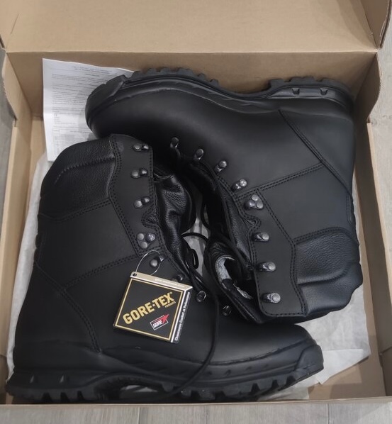 Goretex Kanady č.42,5 / 8,5