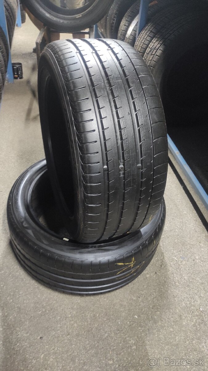 Yokohama 275/40r19 letne