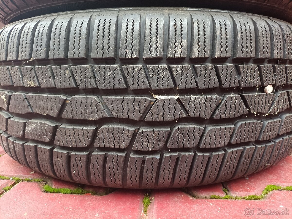 4ks zimne 215/50 R17, 8mm