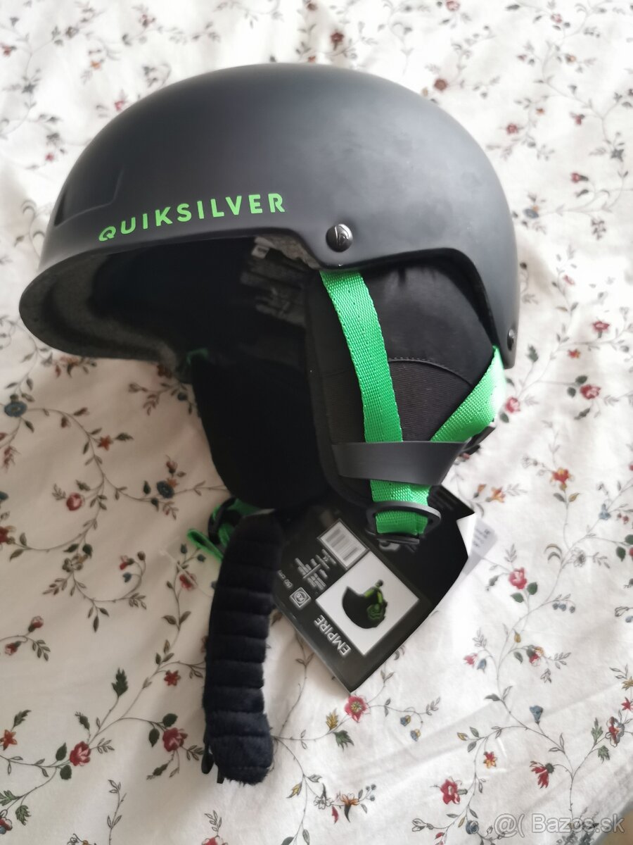 Quiksilver prilba