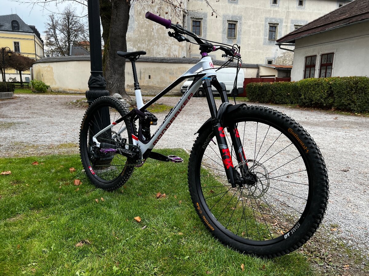 Mondraker Superfoxy Carbon R