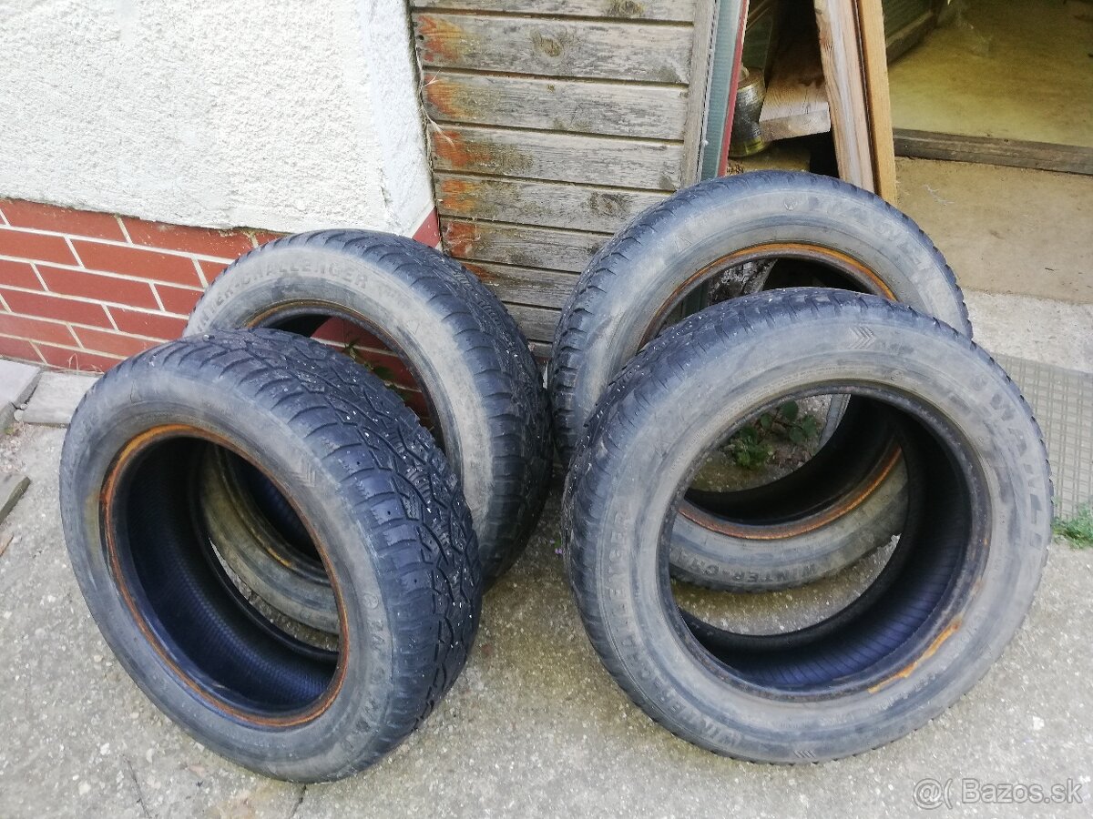 Predám zimné pneu. 185/65 R15 rok. 2007