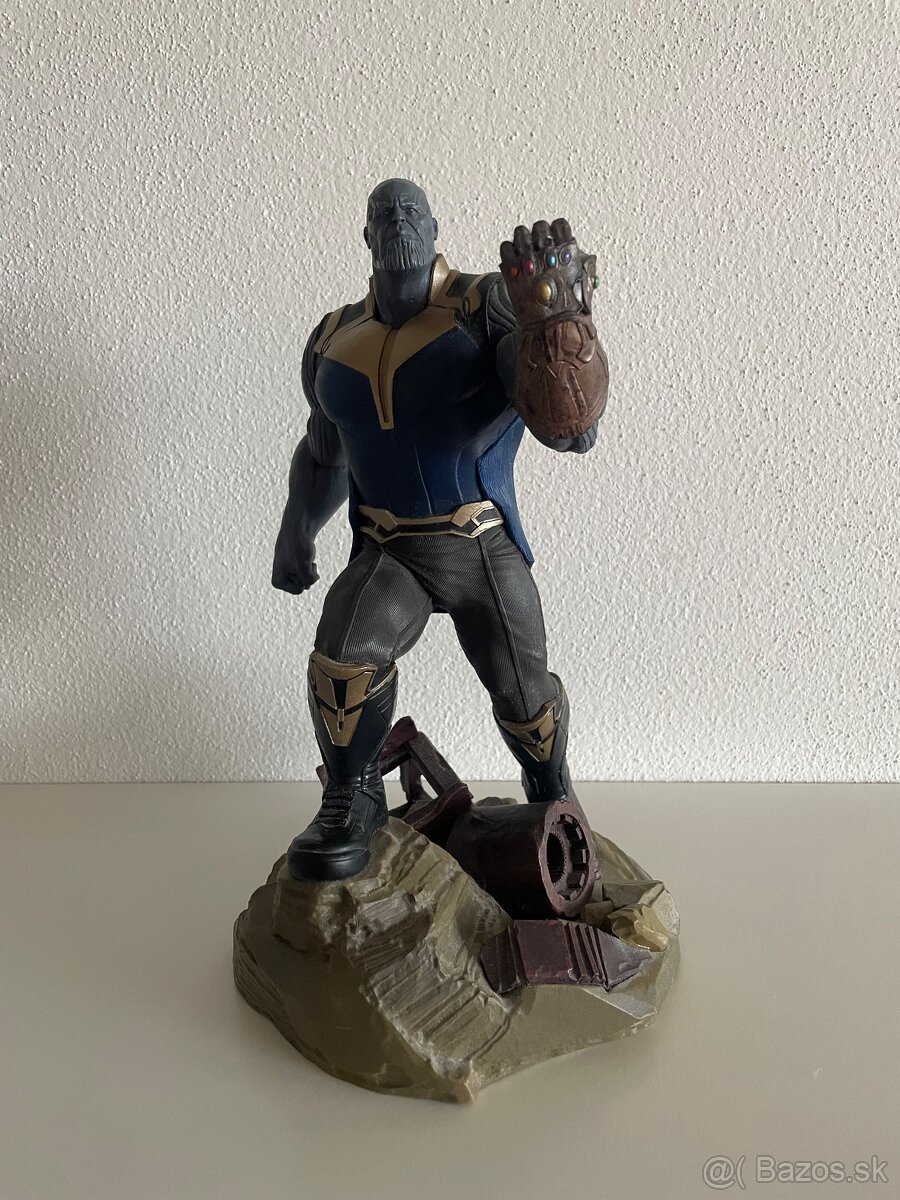 Avengers Infinity War Thanos Statue