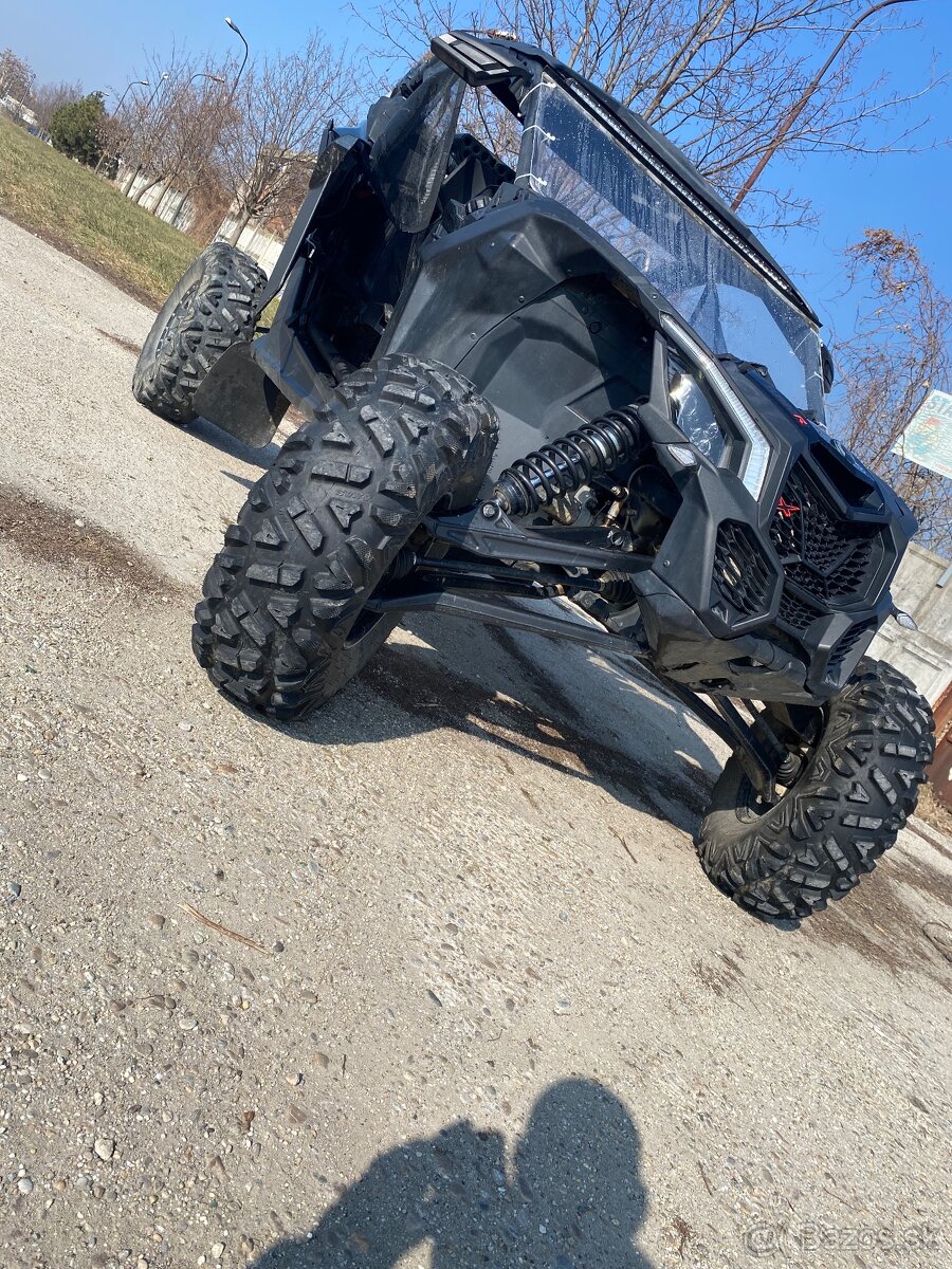 can am maverick x3 turbo R