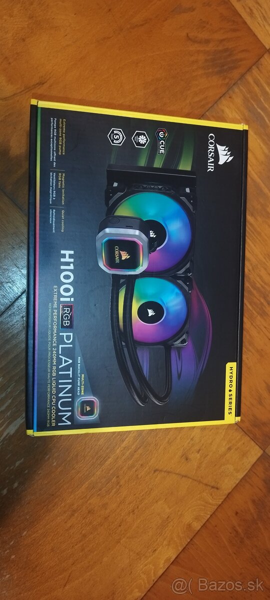 Corsair H100i RGB Platinum 240mm vodné chladenie