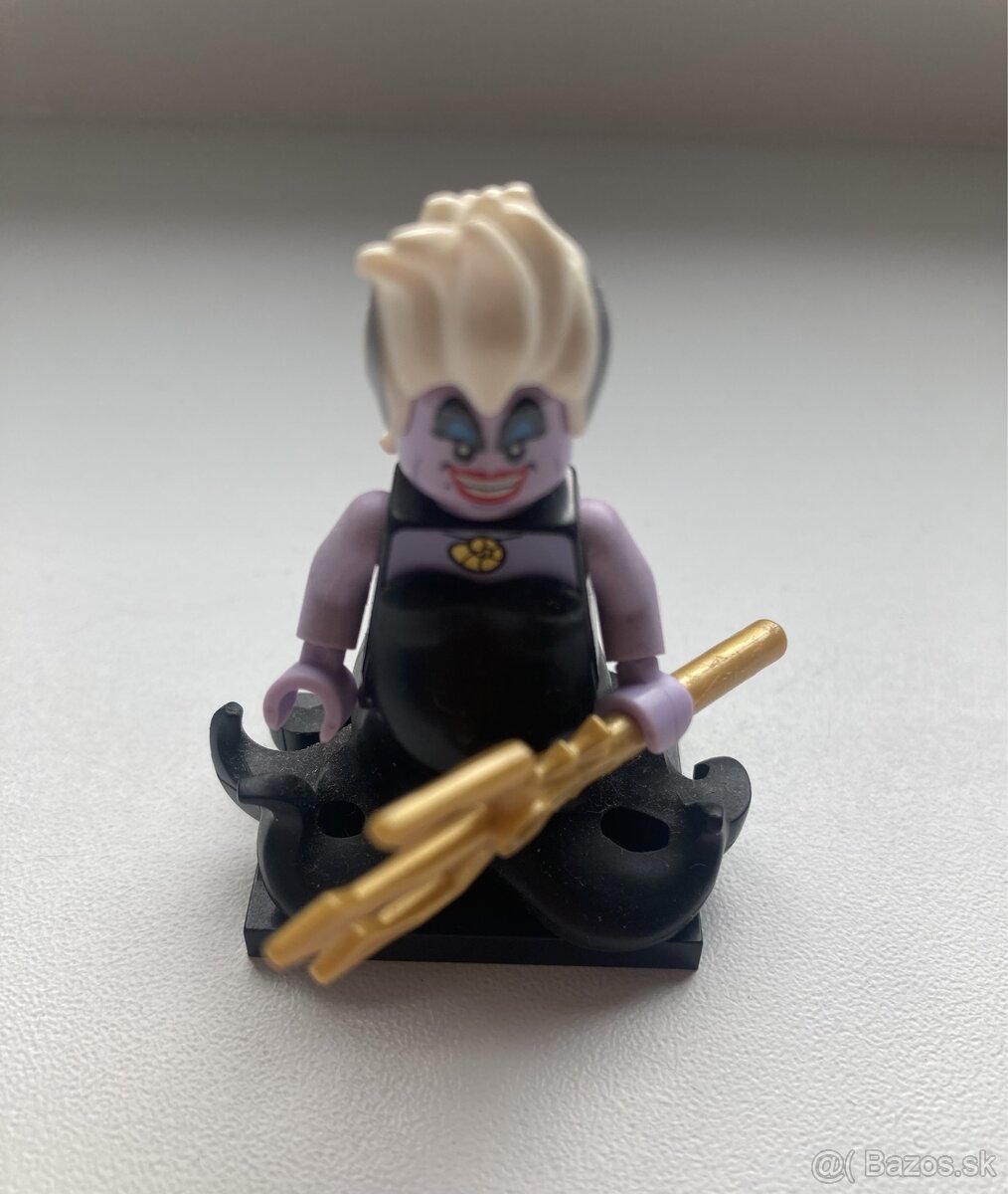 Lego Minifigures Uršula