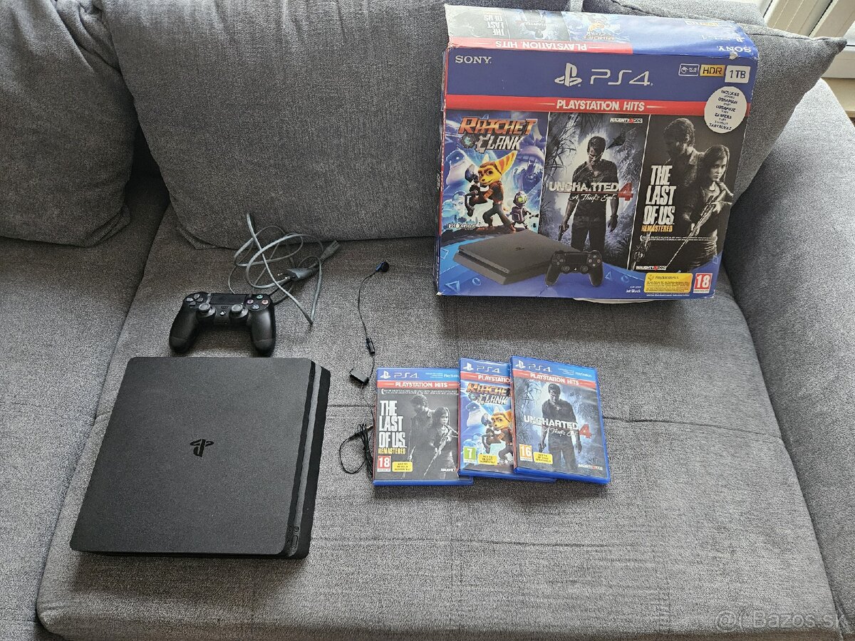 Playstation 4 Slim 1 TB a 3 hry