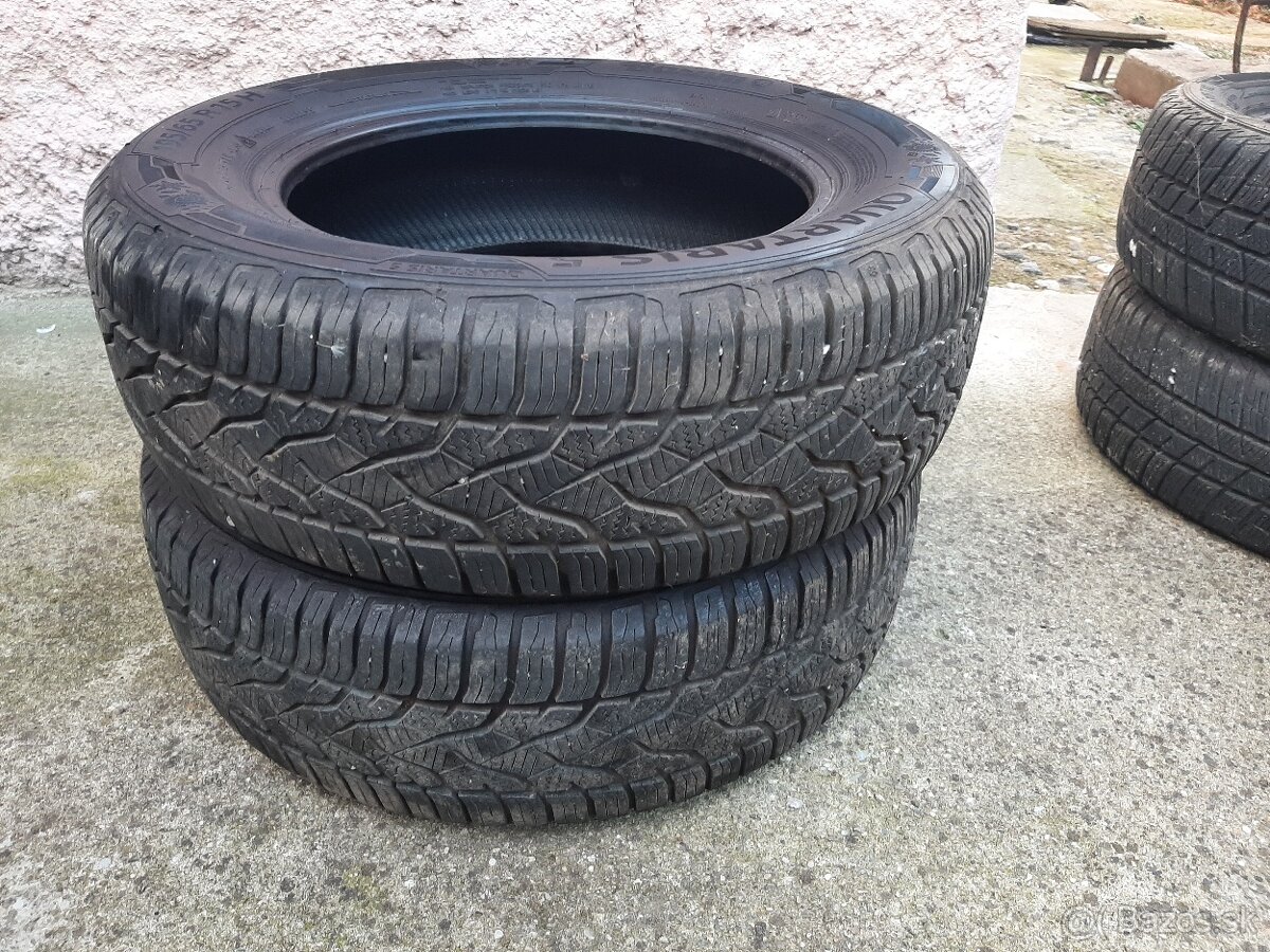 Predam 2ks 195/65r15 barum celoročne dezen 6mm dot2620