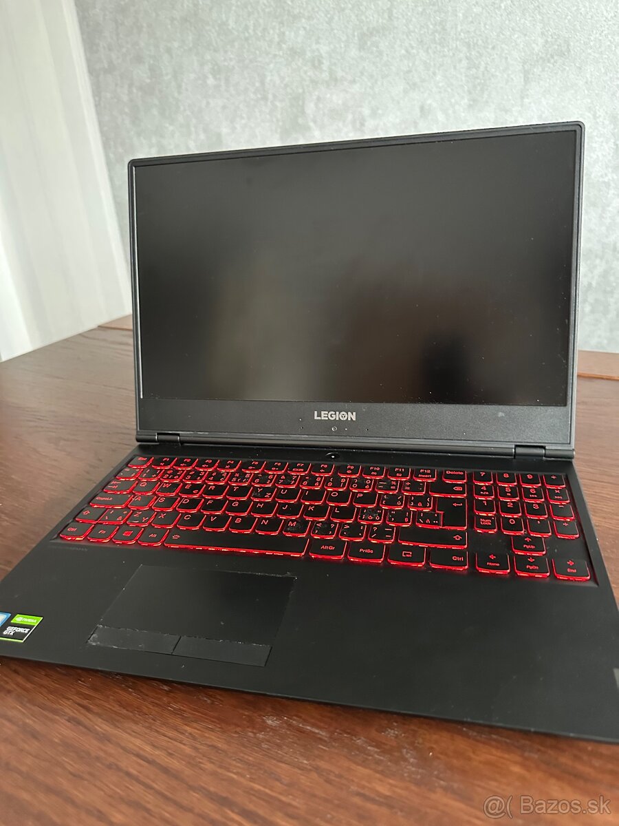 Lenovo Legion Y7000