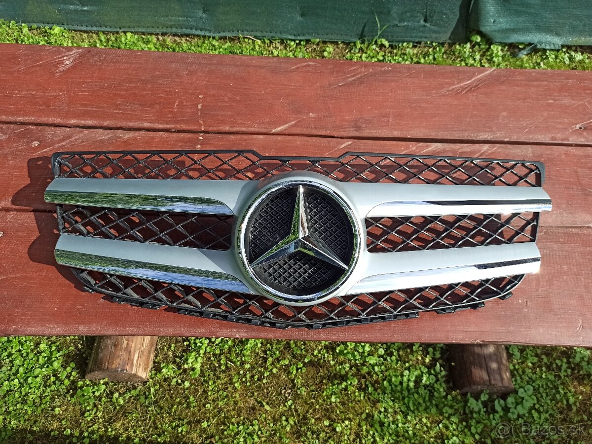 Gril Mercedes glk