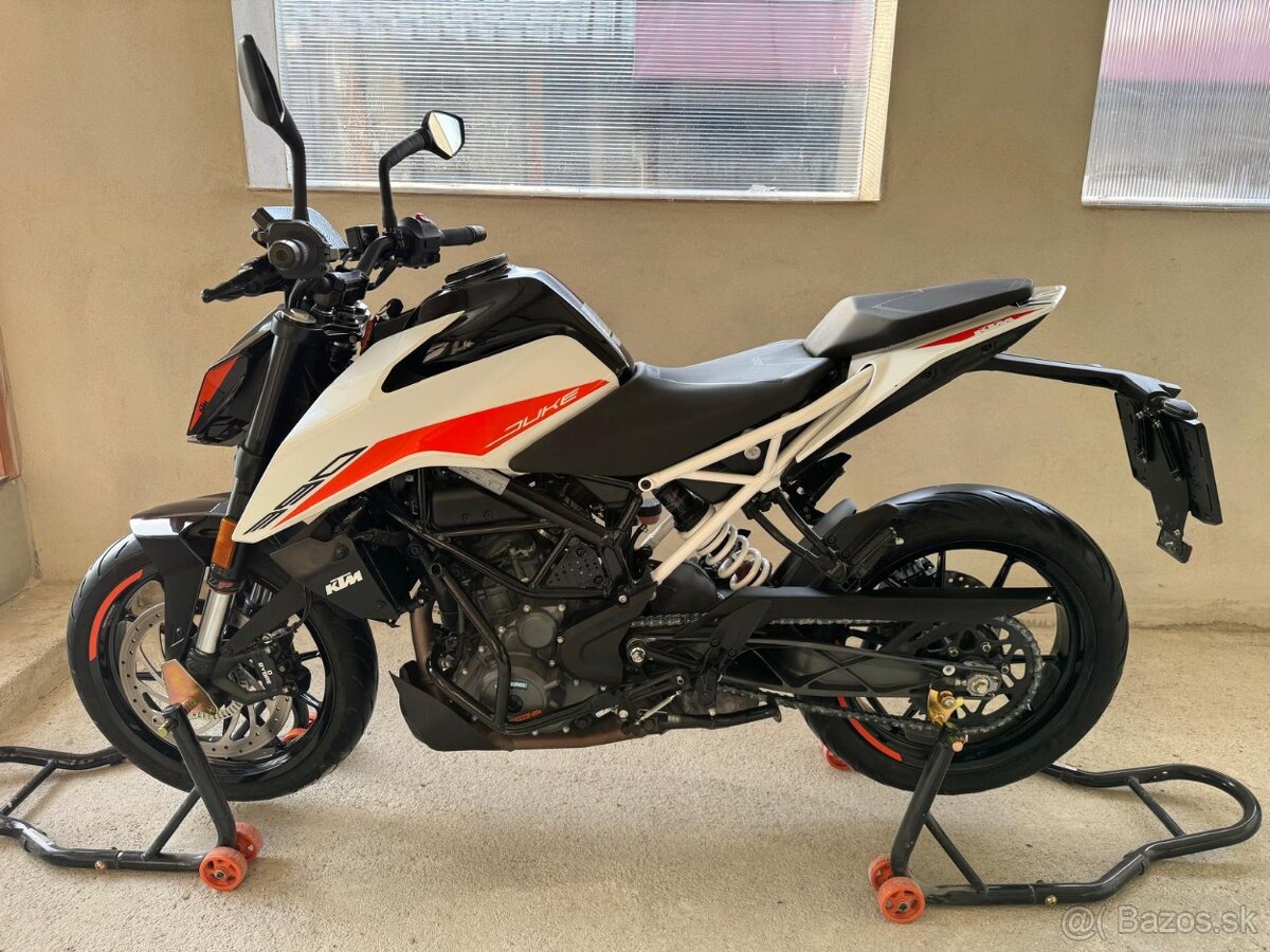 KTM 390 Duke 2022