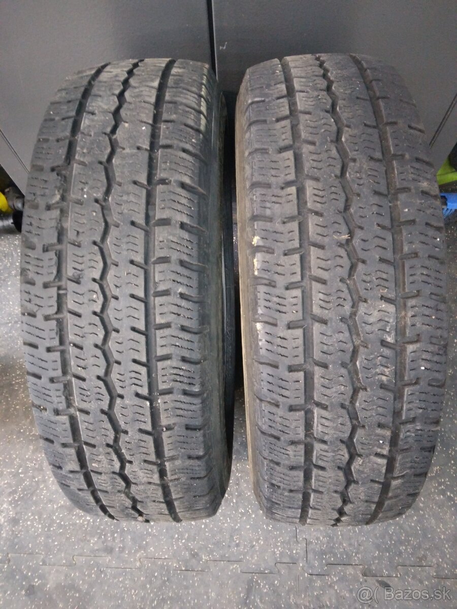 Zimné pneu 215/75 R16