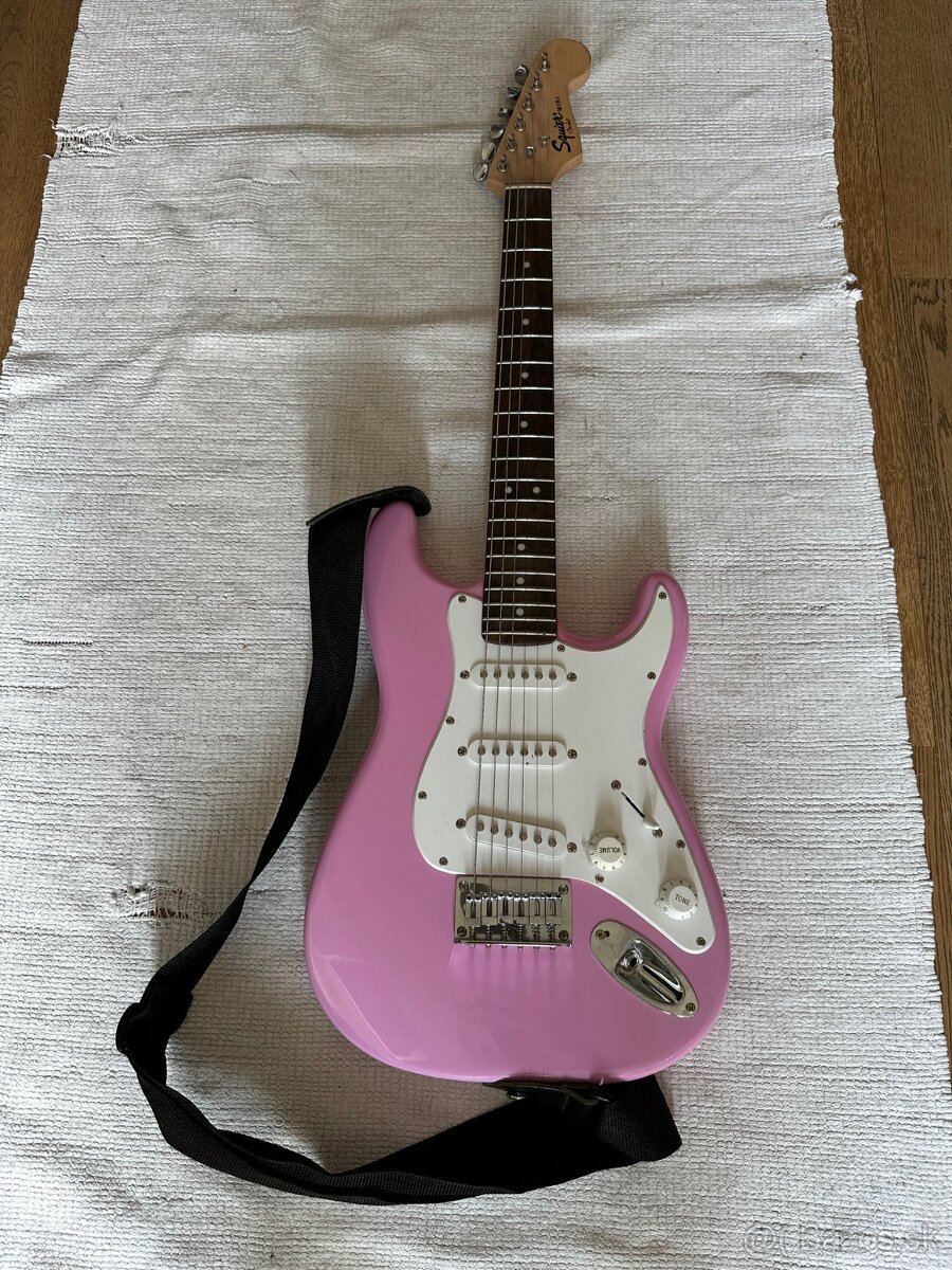 P: Squier Fender Mini Strat - PINK