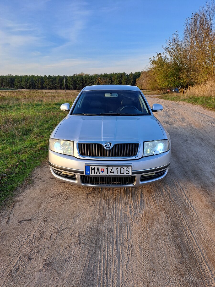 Skoda Superb 1