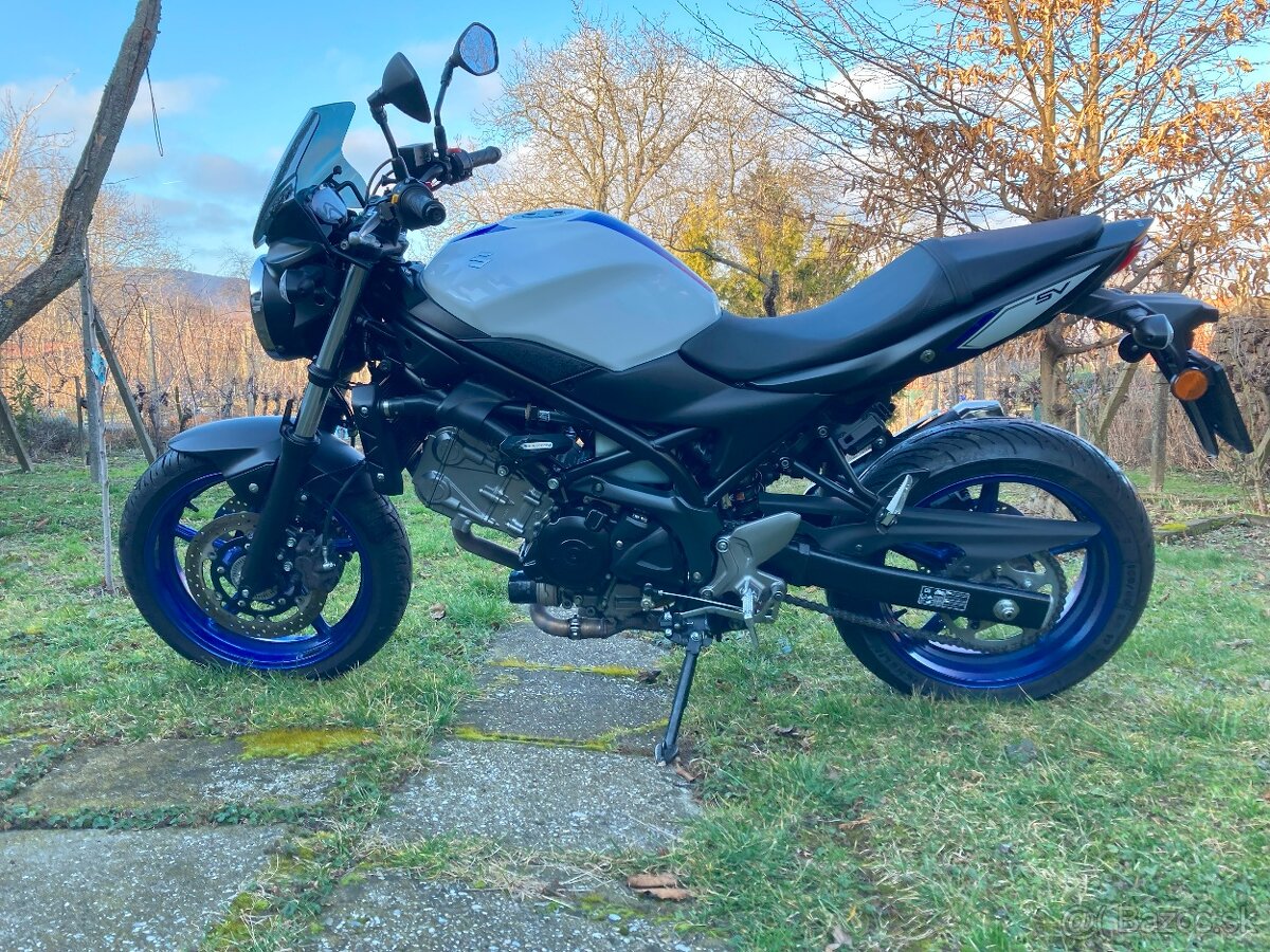 SUZUKI SV650