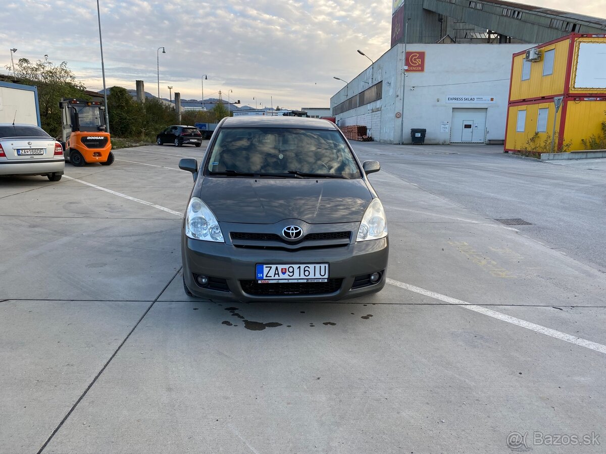 Predám Toyota corolla verso