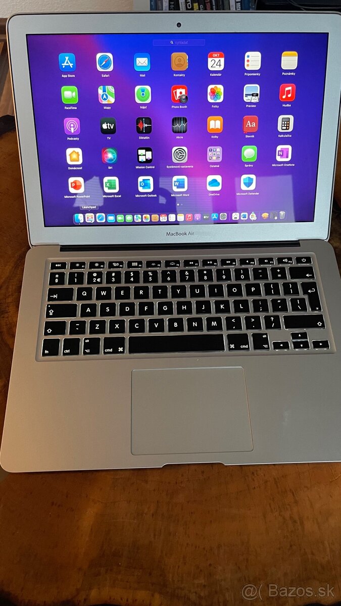 Macbook air 13” 2015 i5 8gb ram 128gb ssd