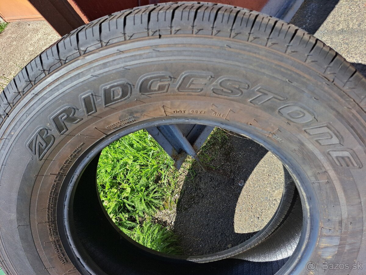 Predám Bridgestone Dueler h/t 255/70/r18