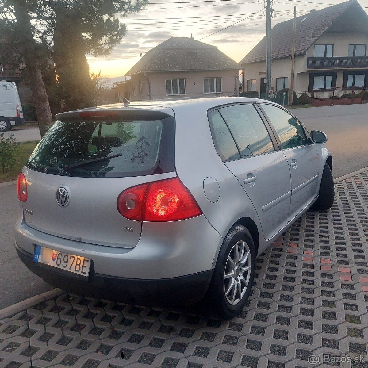 Volkswagen golf 5 1.6 75kw